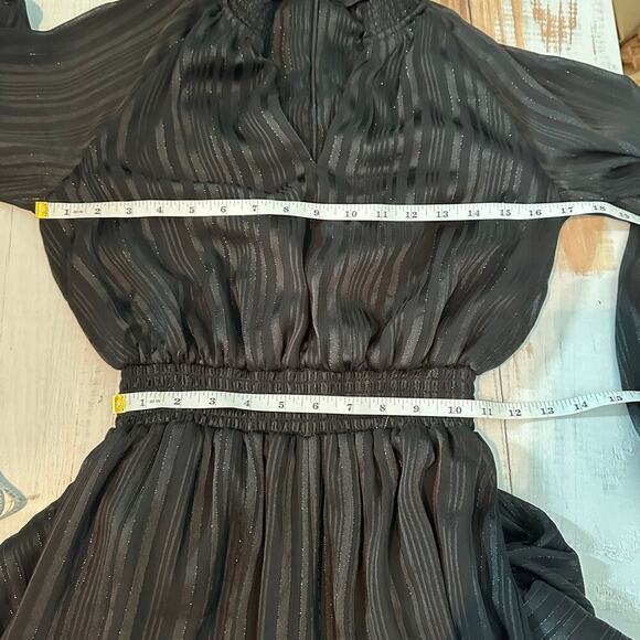 Halogen Metallic Smocked Waist Long Sleeve Jumpsuit Size Small - Picture 8 of 11